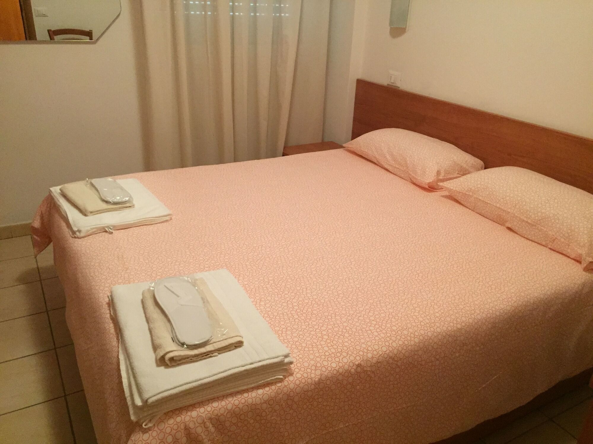 Casa Nostra Signora Del Sacro Cuore Di Gesu Avenza Esterno foto